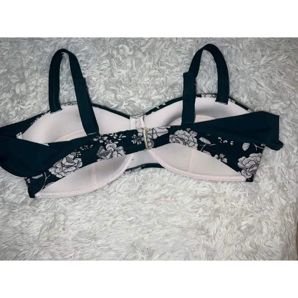 Adore Me plus size swim top size 2x